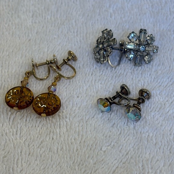 Vintage Screw Back Trio Lot Statement Earring Bundle - Picture 6 of 9